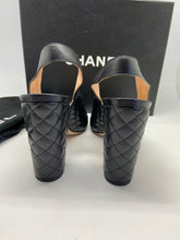 Charger l&#39;image dans la galerie, Chaussures Chanel
